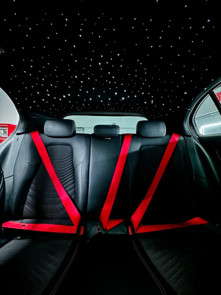 Custom autogordels kleuren